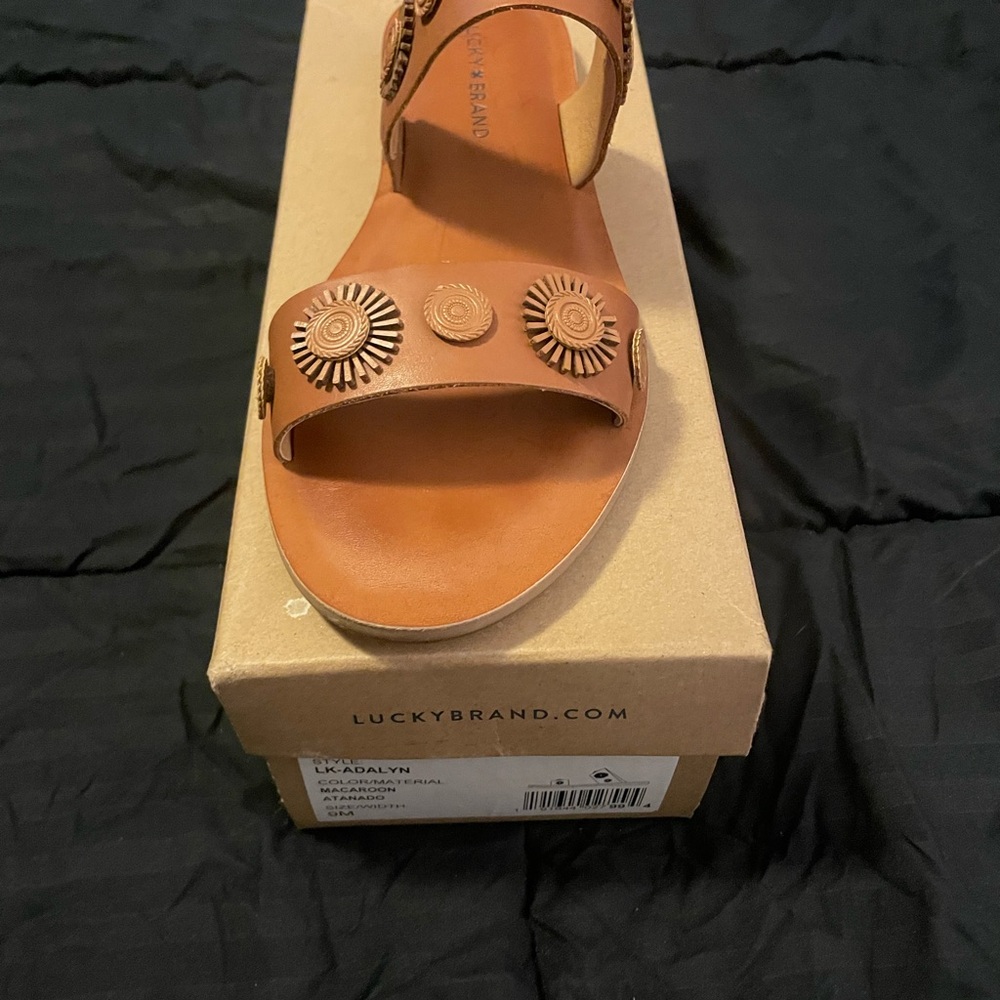 Lucky Brand Women's Brown Sandals